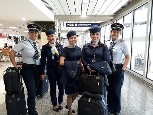Azul também celebrou dia internacional da mulher com tripulação feminina 1